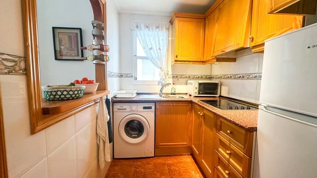 Apartamento de 2 habitaciones en Centro, Torrevieja en venta - 125.000 € (Ref: 9521466)