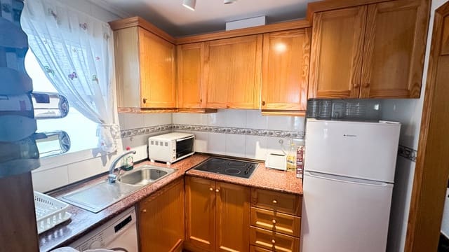 Apartamento de 2 habitaciones en Centro, Torrevieja en venta - 125.000 € (Ref: 9521466)