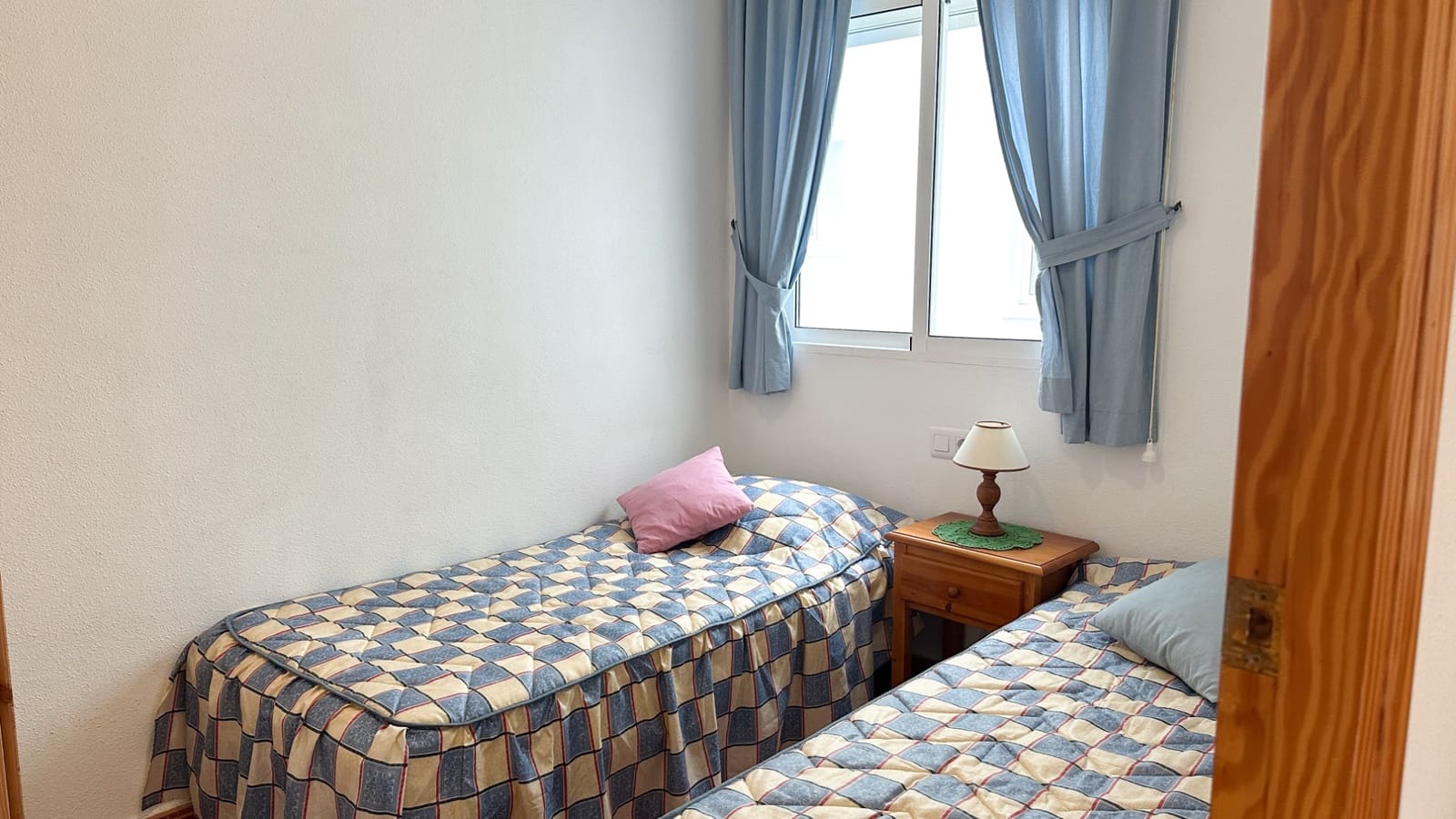 Apartamento de 2 habitaciones en Torrevieja en venta - 125.000 € (Ref: 9521466)