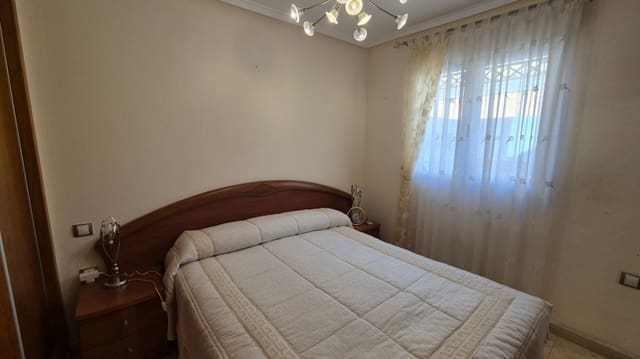 5 soverom Hus til salgs i Parque Acuático - Sector 25, Torrevieja med svømmebasseng garasje - € 240 000 (Ref: 9528869)