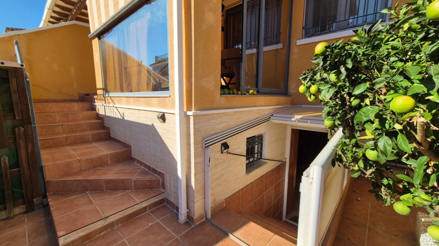 5 soverom Hus til salgs i Torrevieja med svømmebasseng garasje - € 240 000 (Ref: 9528869)