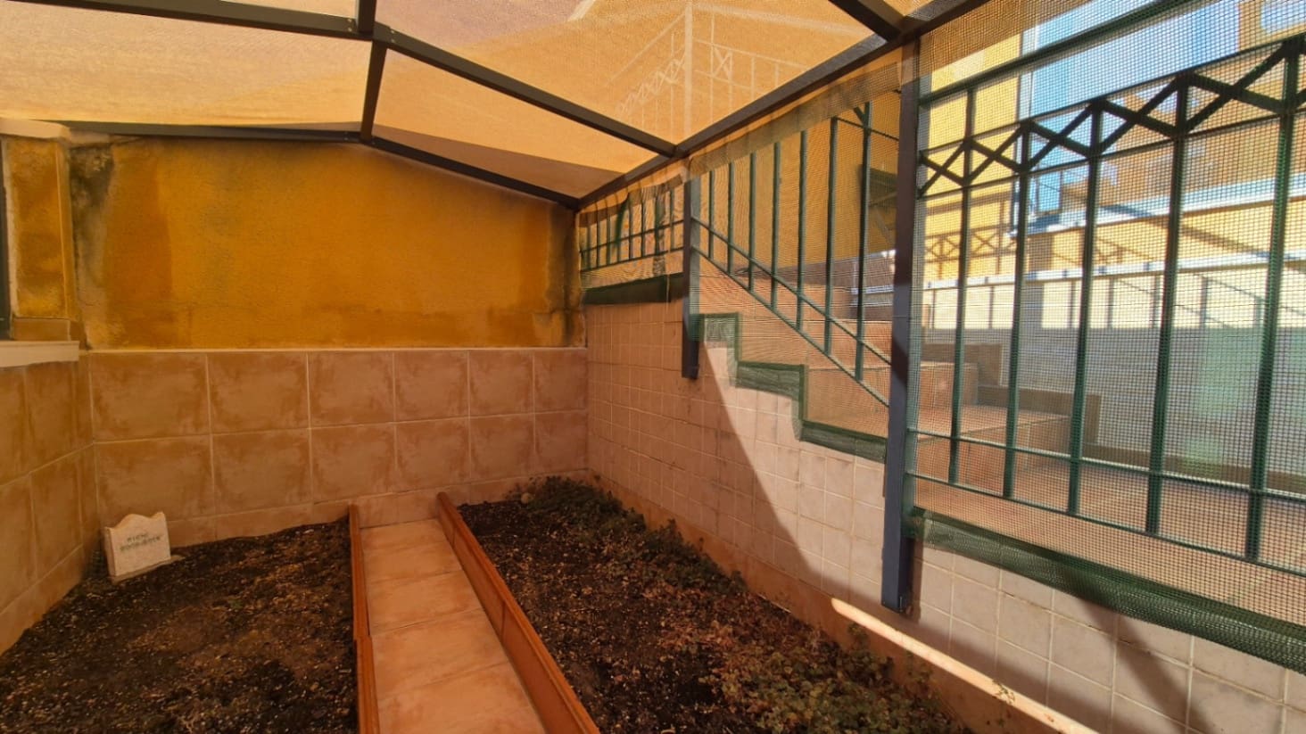 5 soverom Hus til salgs i Torrevieja med svømmebasseng garasje - € 240 000 (Ref: 9528869)