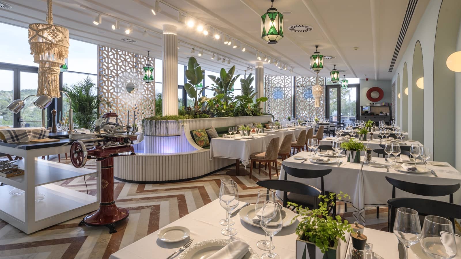 3 sovrum Lägenhet till salu i Las Colinas Golf med pool - 625 000 € (Ref: 9541986)