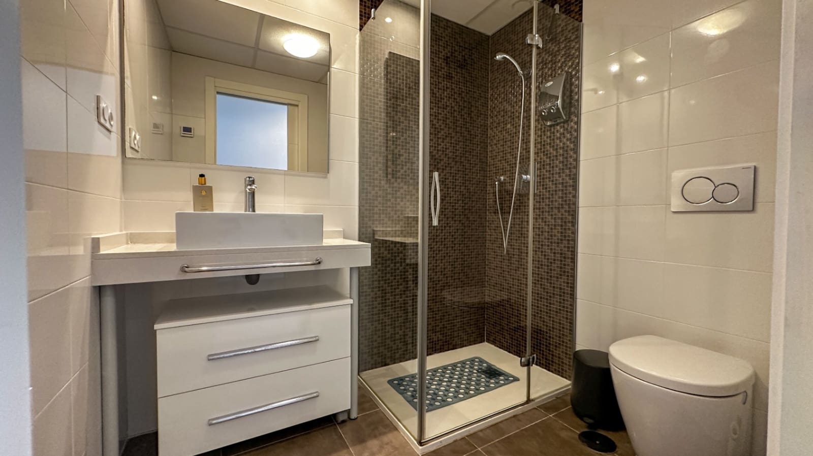 2 chambre Appartement à vendre à Torrevieja avec piscine garage - 420 000 € (Ref: 9546948)