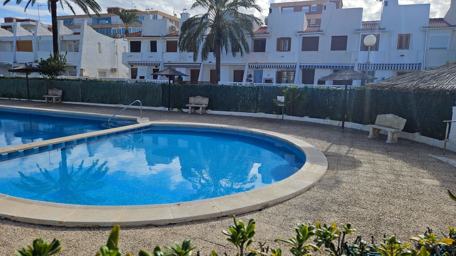 1 bedroom Apartment for sale in Torrevieja with pool garage - € 159,900 (Ref: 9546949)