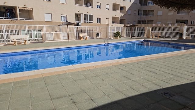 2 bedroom Apartment for sale in Nueva Torrevieja, Torrevieja with pool - € 124,000 (Ref: 9583474)