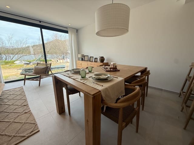 3 slaapkamer Halfvrijstaande villa te koop in Platja d'Alcúdia, Alcúdia met zwembad garage - € 690.000 (Ref: 9588126)