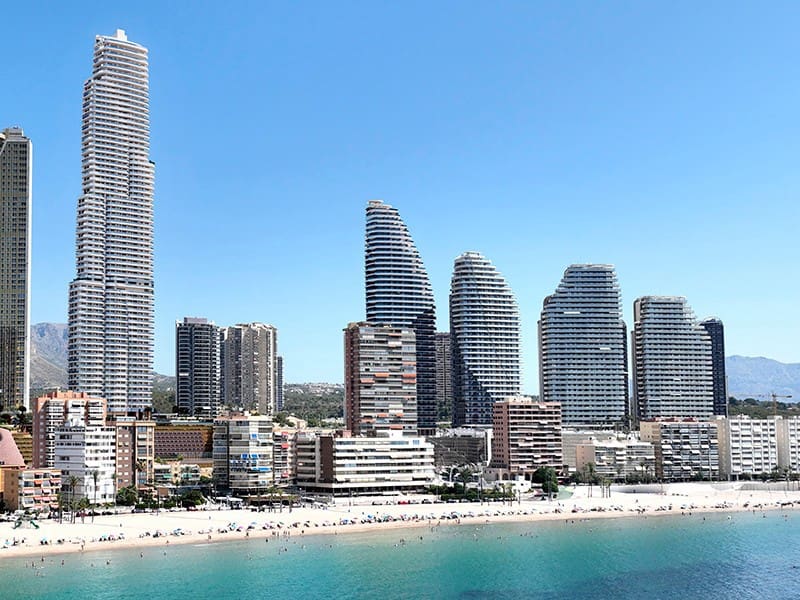 1 sypialnia Apartament przy plaży na sprzedaż w Benidorm z basenem garażem - 530 000 € (Ref: 9606336)