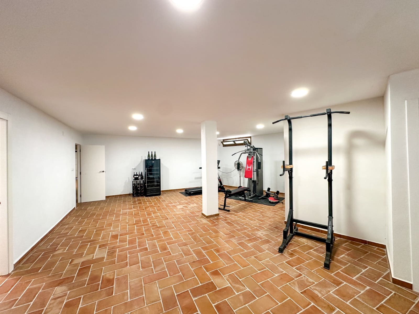 7 sovrum Villa till salu i Alicante stad med pool garage - 1 349 000 € (Ref: 9691625)