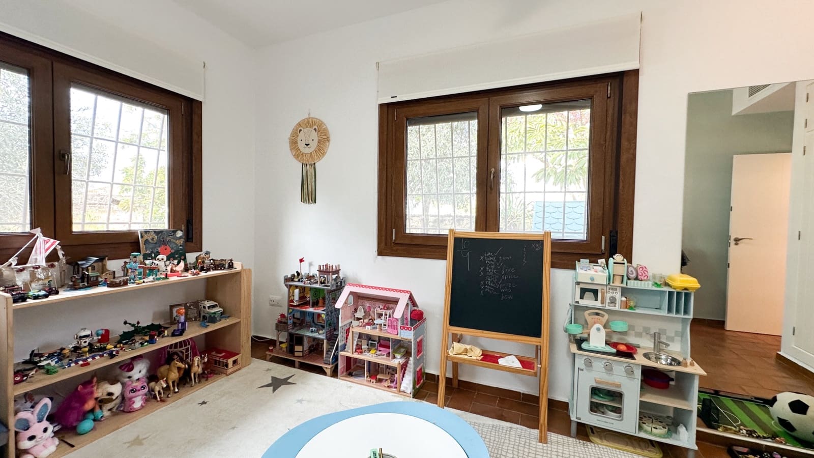 7 sovrum Villa till salu i Alicante stad med pool garage - 1 349 000 € (Ref: 9691625)