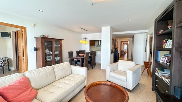 4 camera da letto Appartamento sulla Spiaggia in vendita in Playa de los Locos, Torrevieja con piscina - 680.000 € (Rif: 9720301)