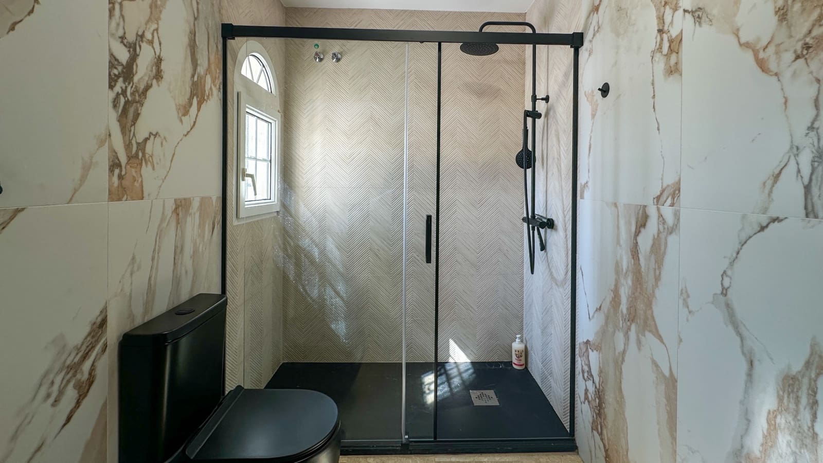 3 bedroom Apartment for sale in Villamartin with pool garage - € 319,000 (Ref: 9723490)