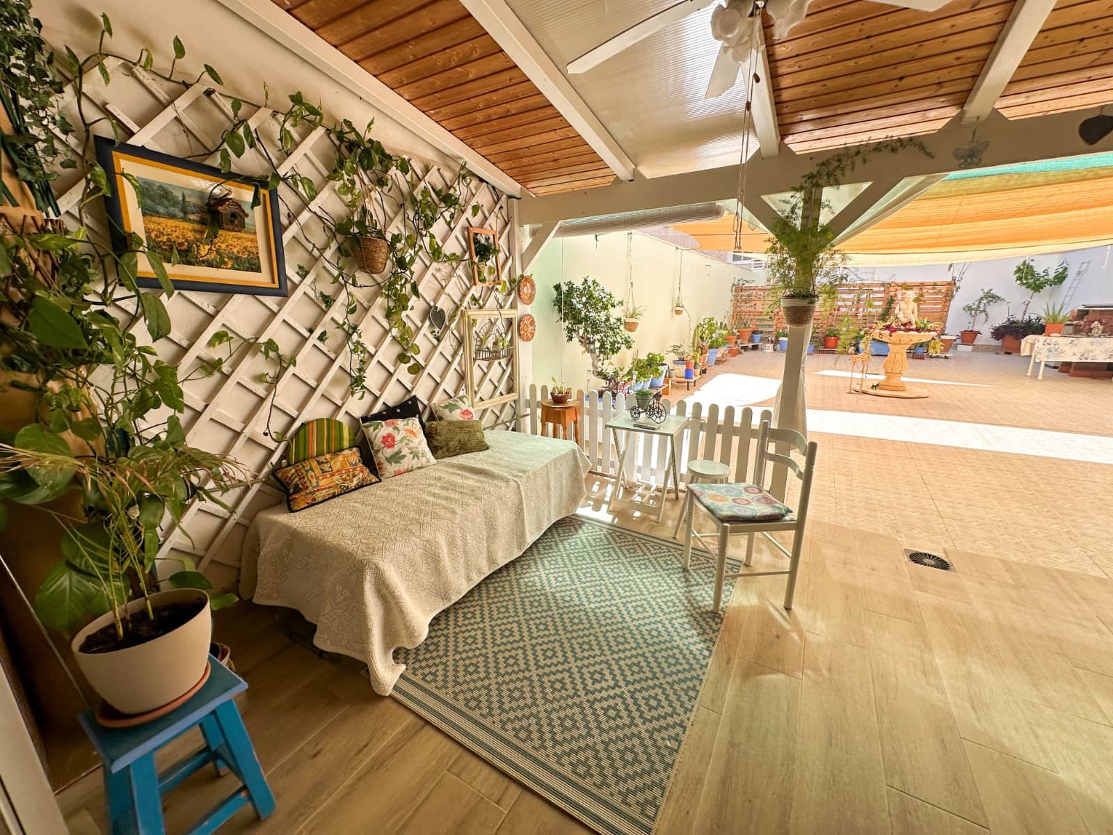 2 bedroom Beach Apartment for sale in Torrevieja - € 227,000 (Ref: 9730899)