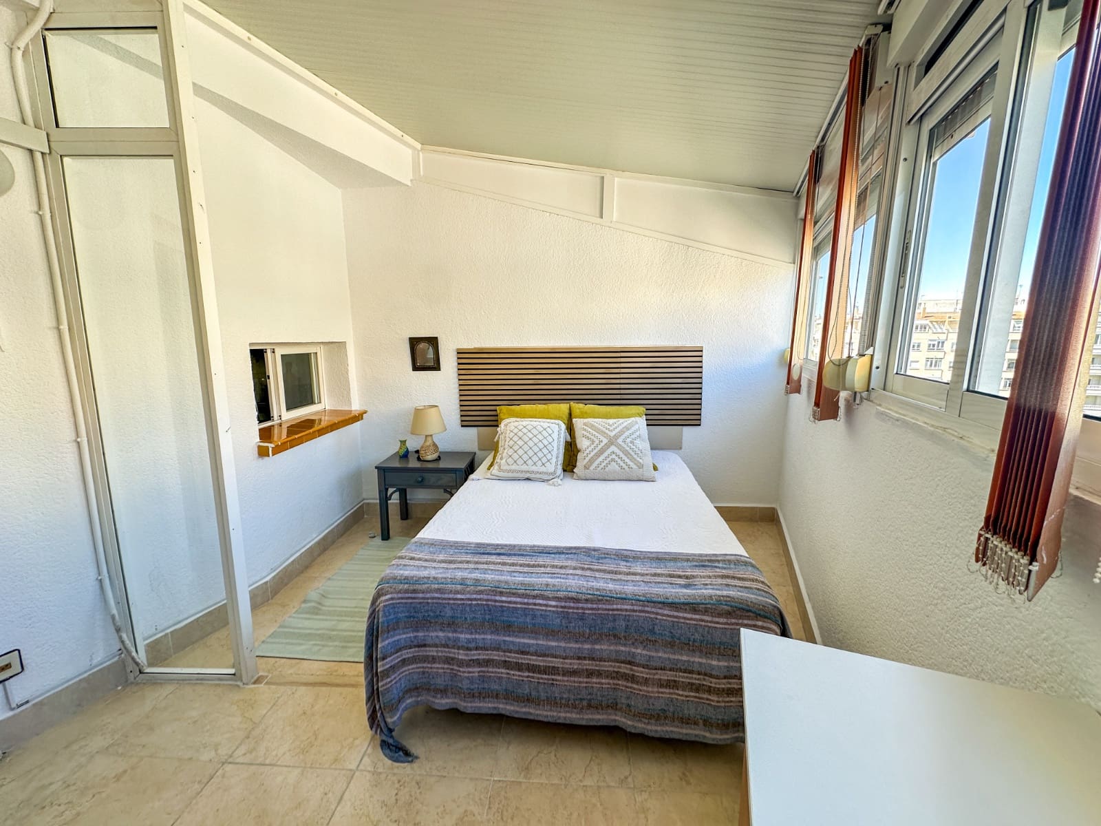 Studio for sale in Torrevieja with garage - € 127,000 (Ref: 9733754)