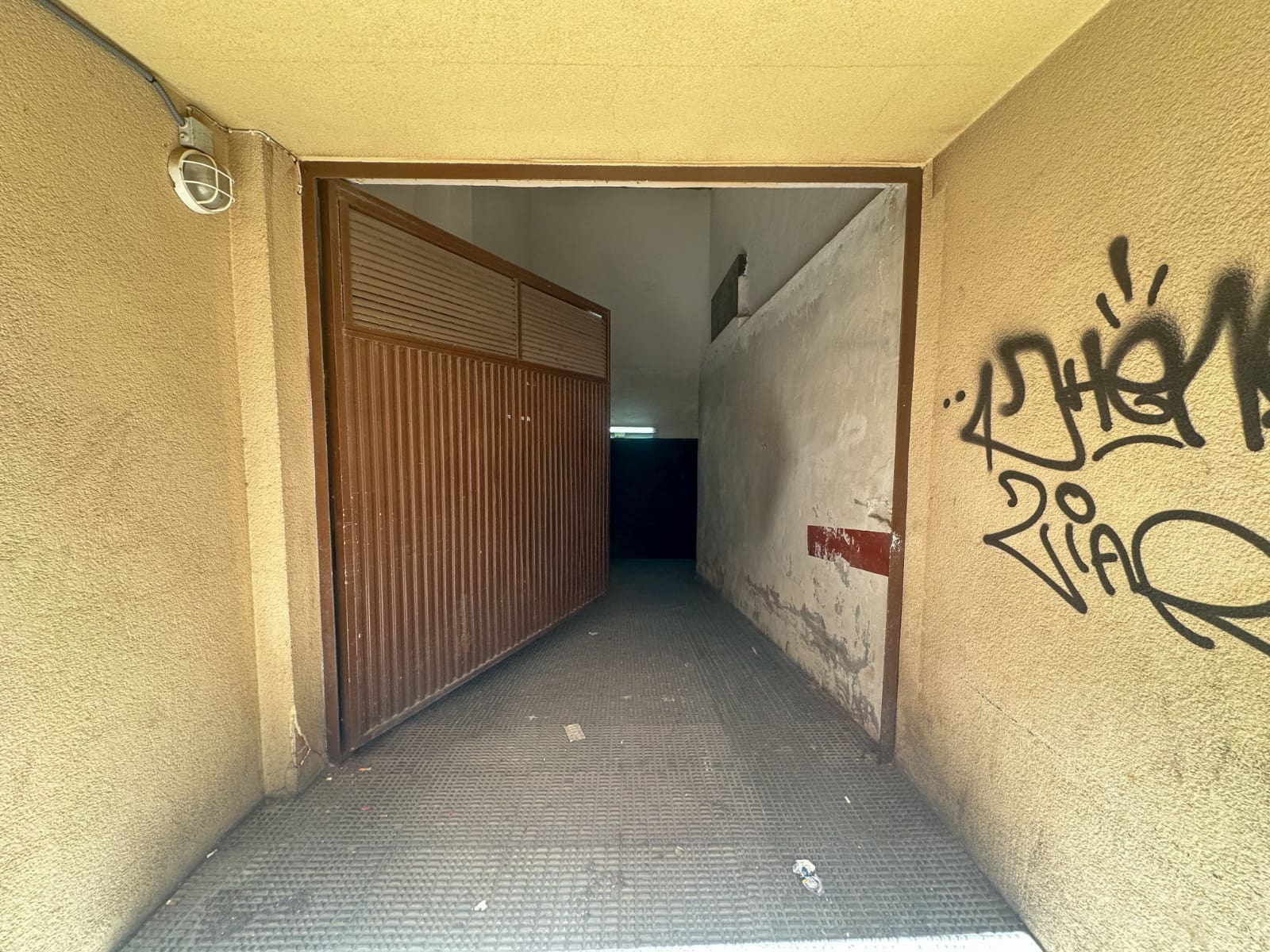 Studio for sale in Torrevieja with garage - € 127,000 (Ref: 9733754)