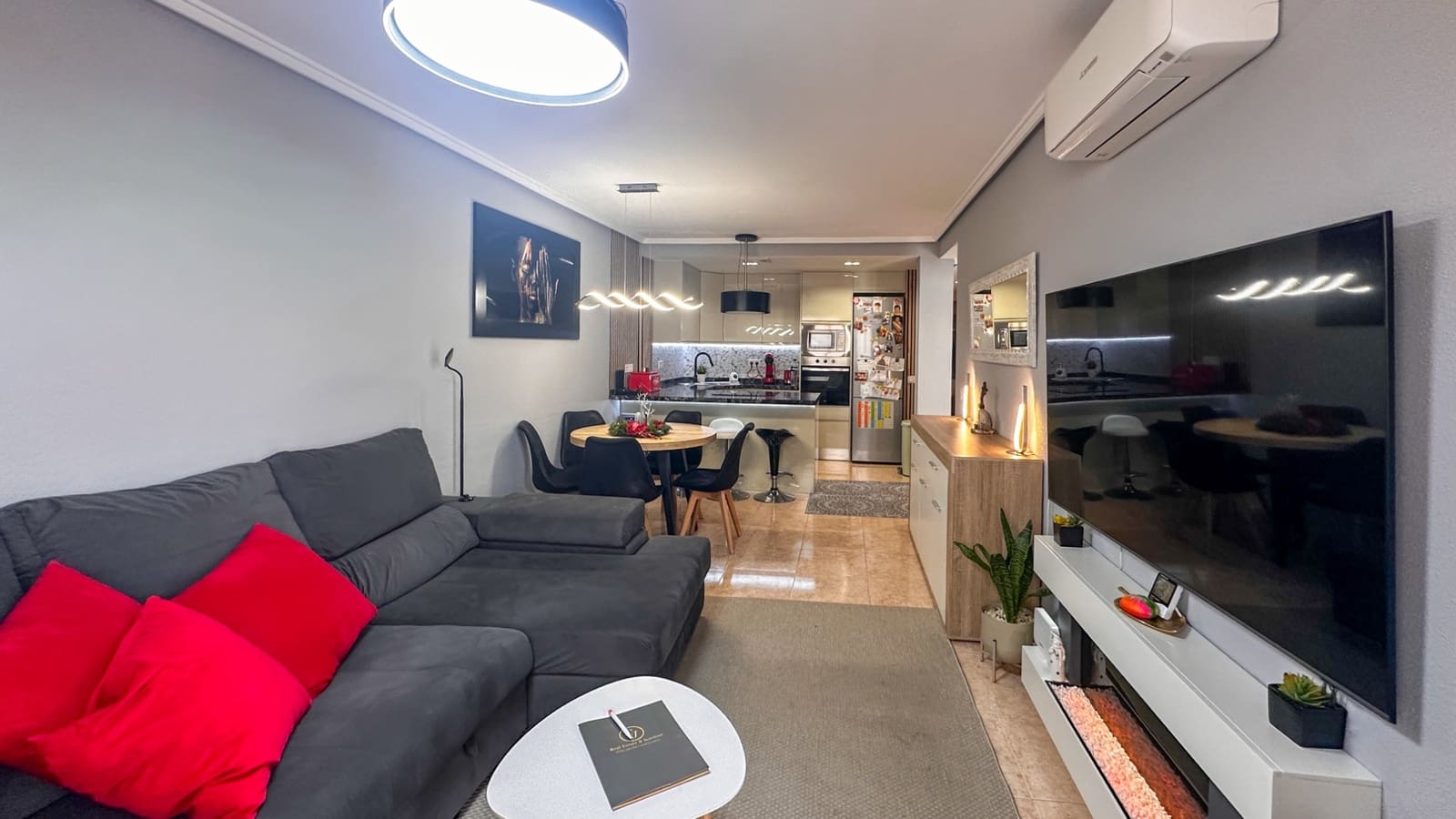 3 chambre Appartement à vendre à Torrevieja avec piscine - 199 900 € (Ref: 9806949)