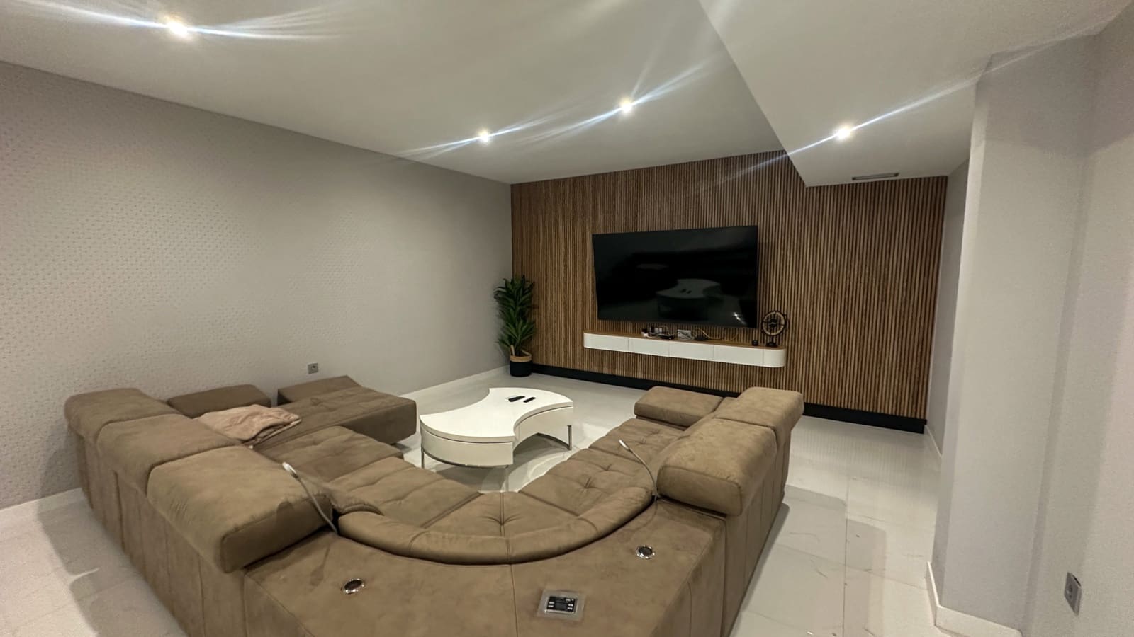 5 camera da letto Villa in vendita in Orihuela Costa con piscina - 675.000 € (Rif: 9808559)