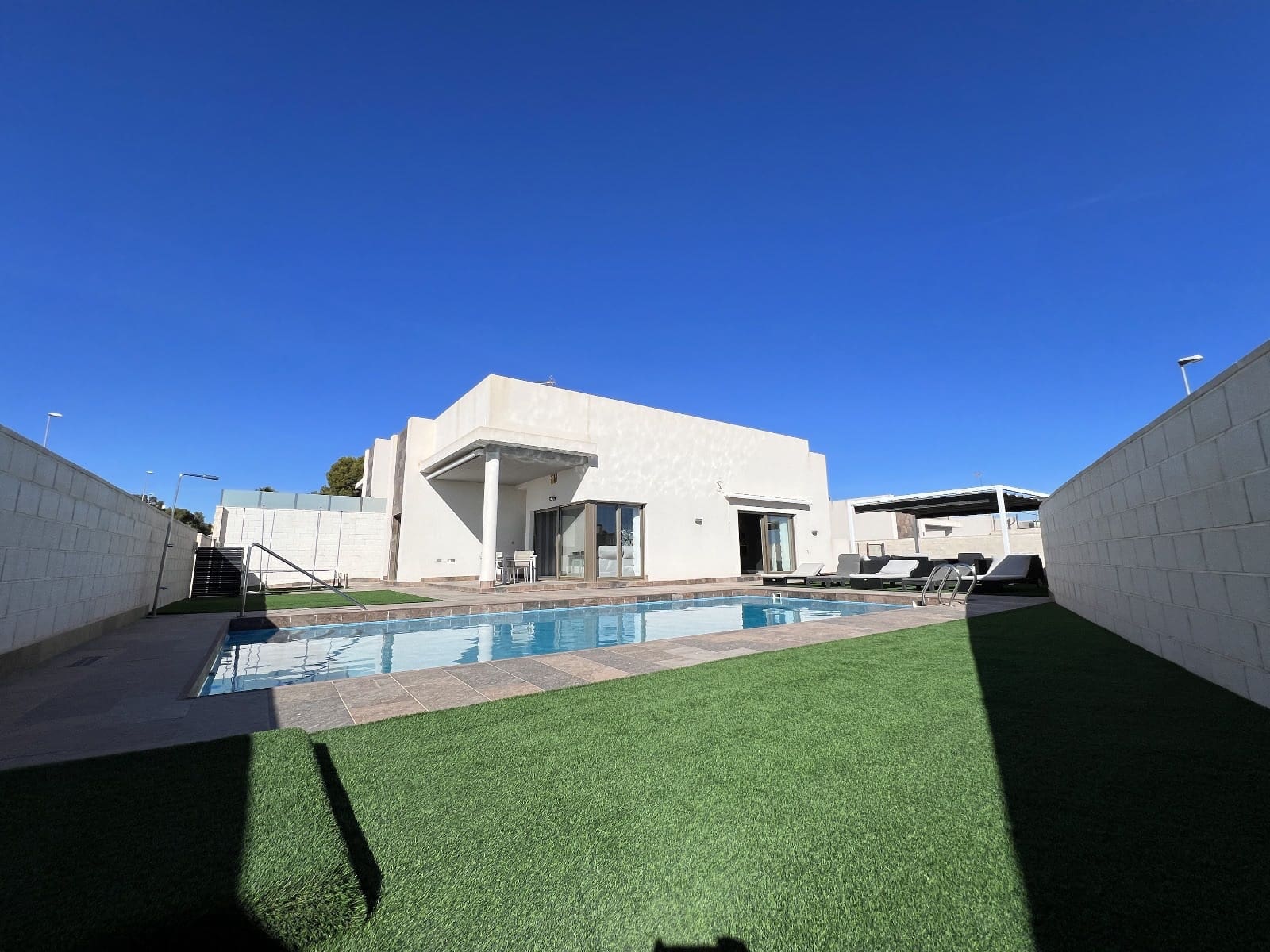 5 camera da letto Villa in vendita in Orihuela Costa con piscina - 675.000 € (Rif: 9808559)
