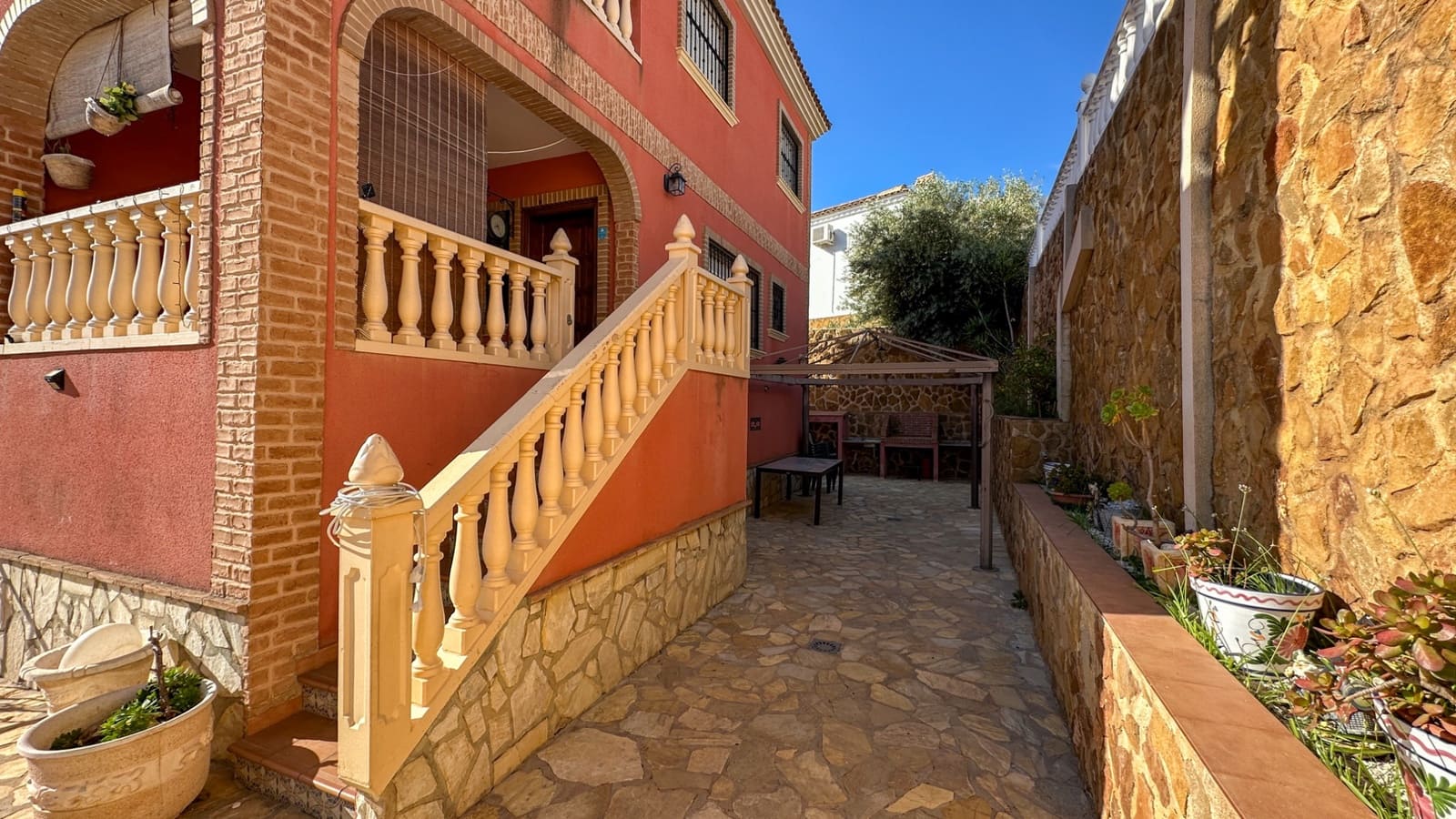 3 Zimmer Haus zu verkaufen in San Miguel de Salinas mit Pool - 299.999 € (Ref: 9816237)