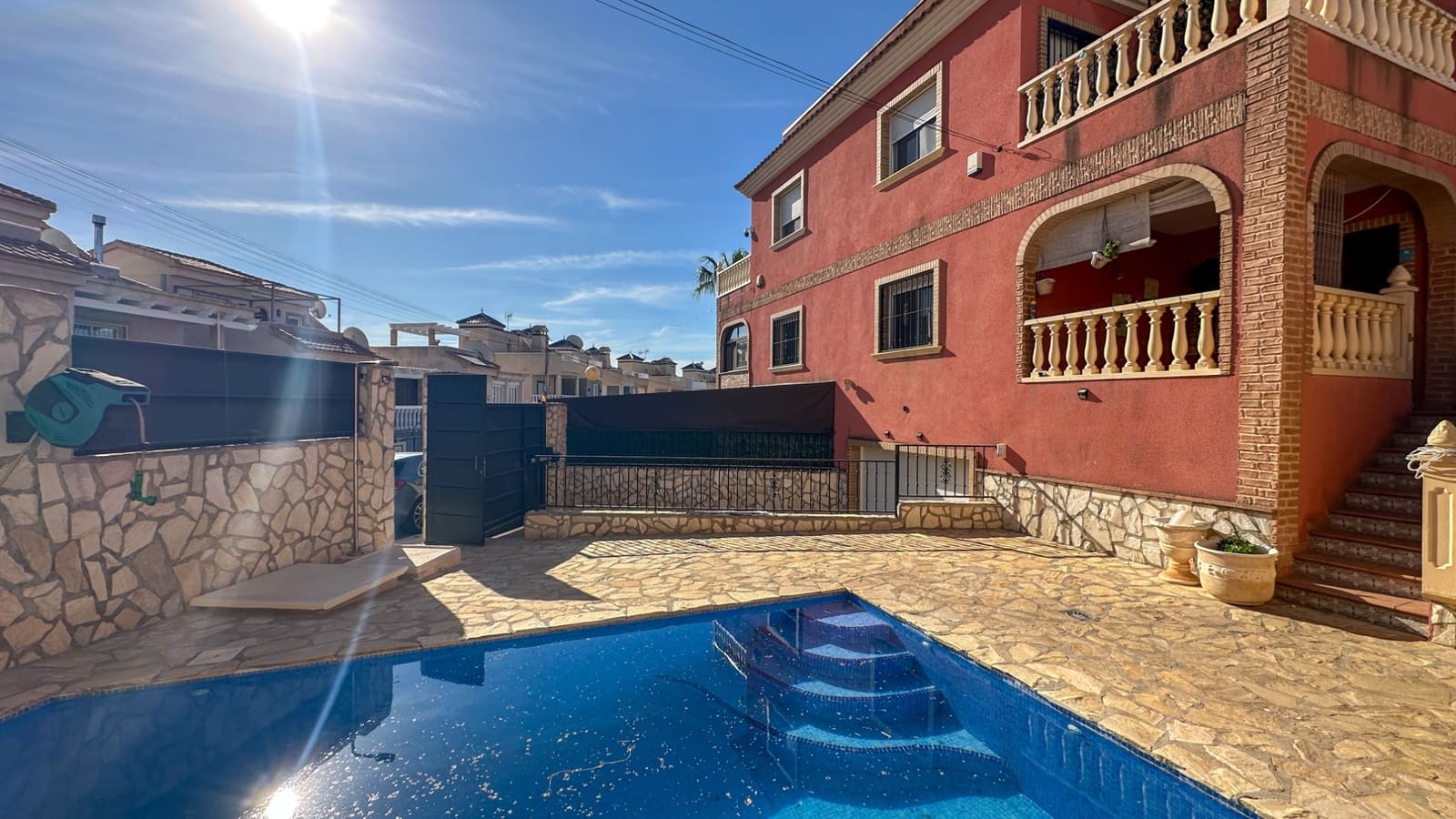 3 Zimmer Haus zu verkaufen in San Miguel de Salinas mit Pool - 299.999 € (Ref: 9816237)