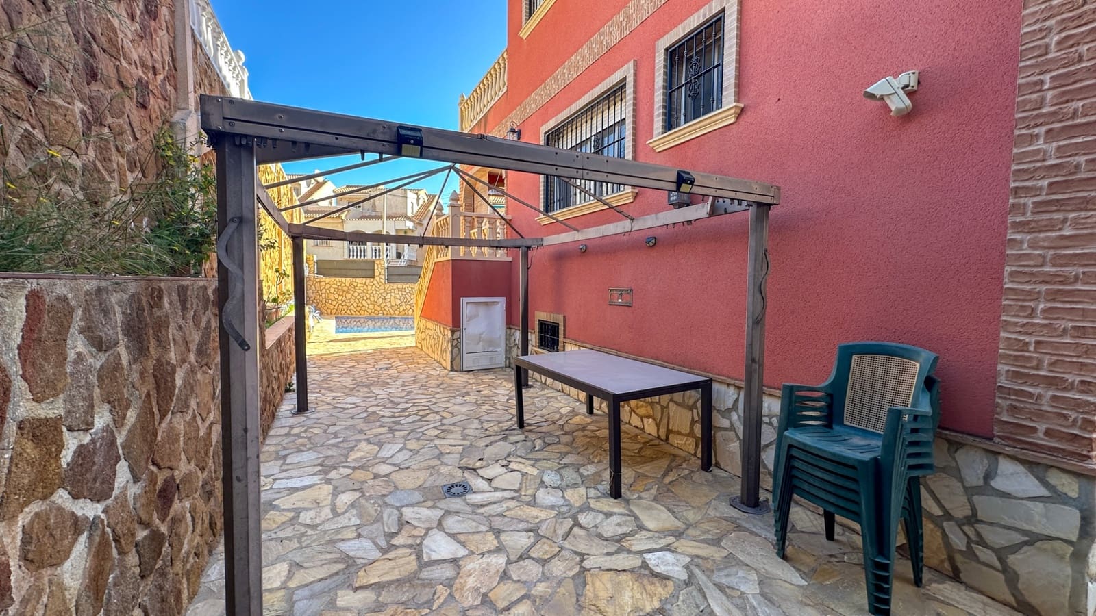 3 Zimmer Haus zu verkaufen in San Miguel de Salinas mit Pool - 299.999 € (Ref: 9816237)