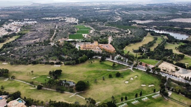 Terrain à Bâtir à vendre à Orihuela - 258 800 € (Ref: 9893064)