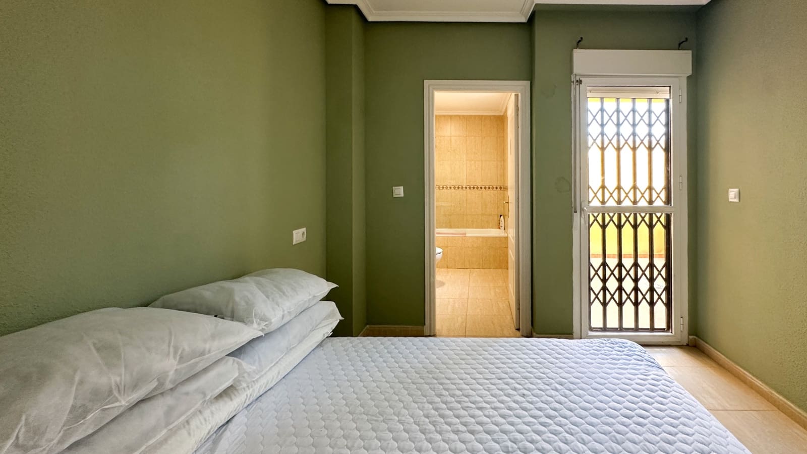 2 Zimmer Bungalow zu verkaufen in Daya Nueva mit Pool Garage - 119.000 € (Ref: 9985772)
