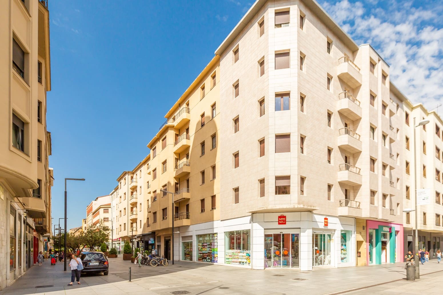4 bedroom Flat for sale in Pamplona / Iruna - € 380,000 (Ref: 10003556)