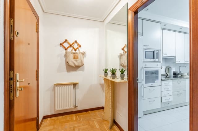 3 sypialnia Mieszkanie na sprzedaż w Pampeluna z garażem - 285 000 € (Ref: 10005224)