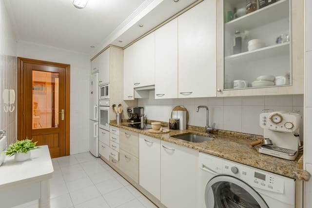 3 sypialnia Mieszkanie na sprzedaż w Pampeluna z garażem - 285 000 € (Ref: 10005224)
