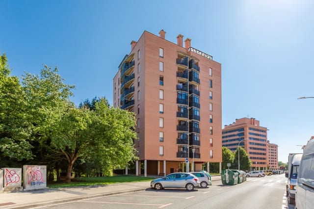 3 sypialnia Mieszkanie na sprzedaż w Pampeluna z garażem - 285 000 € (Ref: 10005224)
