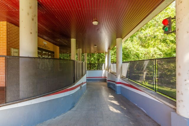 3 sypialnia Mieszkanie na sprzedaż w Pampeluna z garażem - 285 000 € (Ref: 10005224)