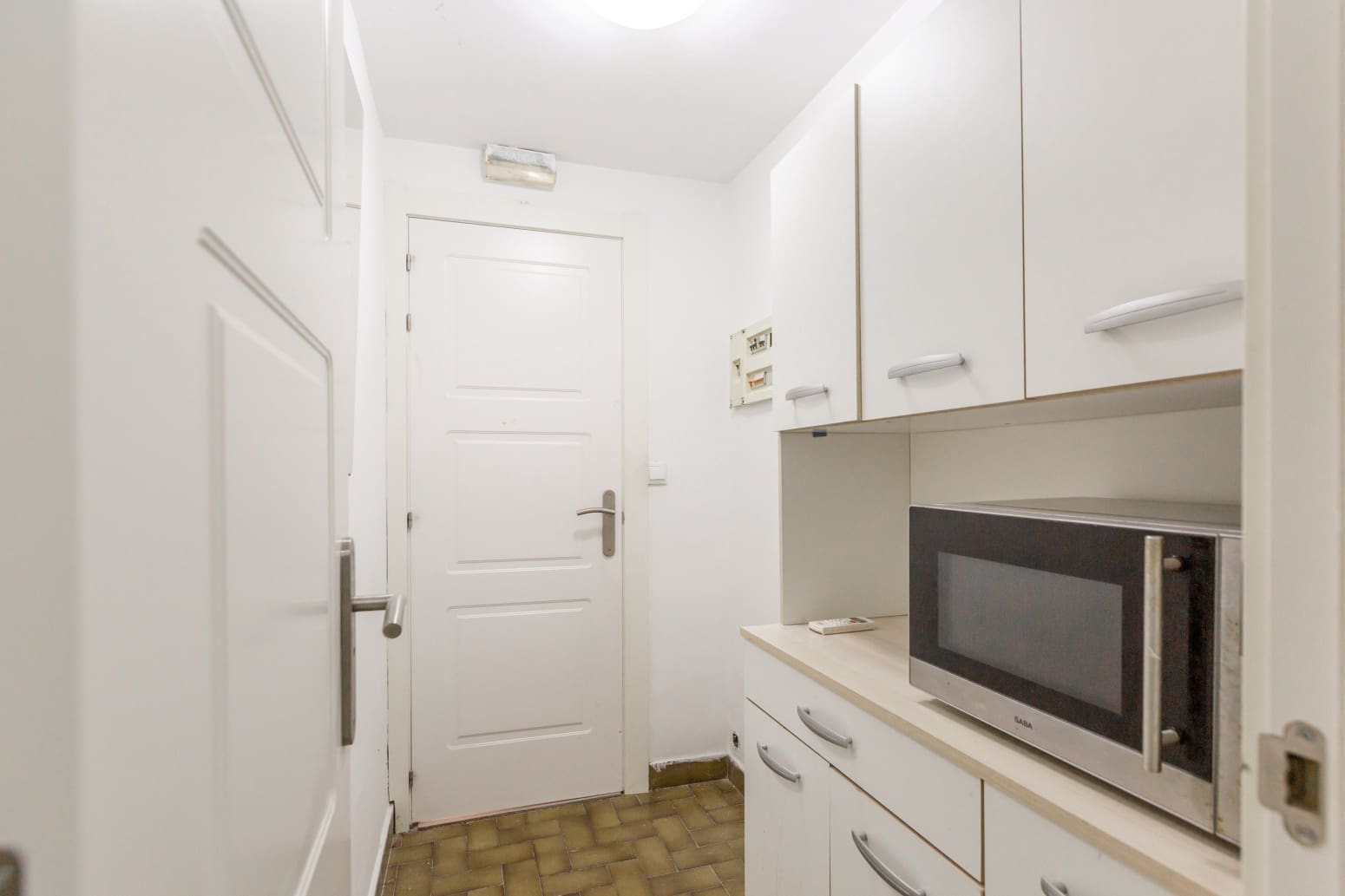 Commercieel te koop in Pamplona - € 64.000 (Ref: 10012949)