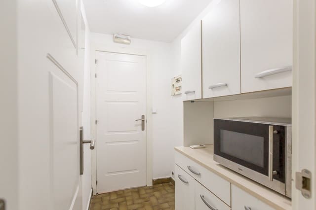 Commercieel te koop in Pamplona - € 64.000 (Ref: 10012949)