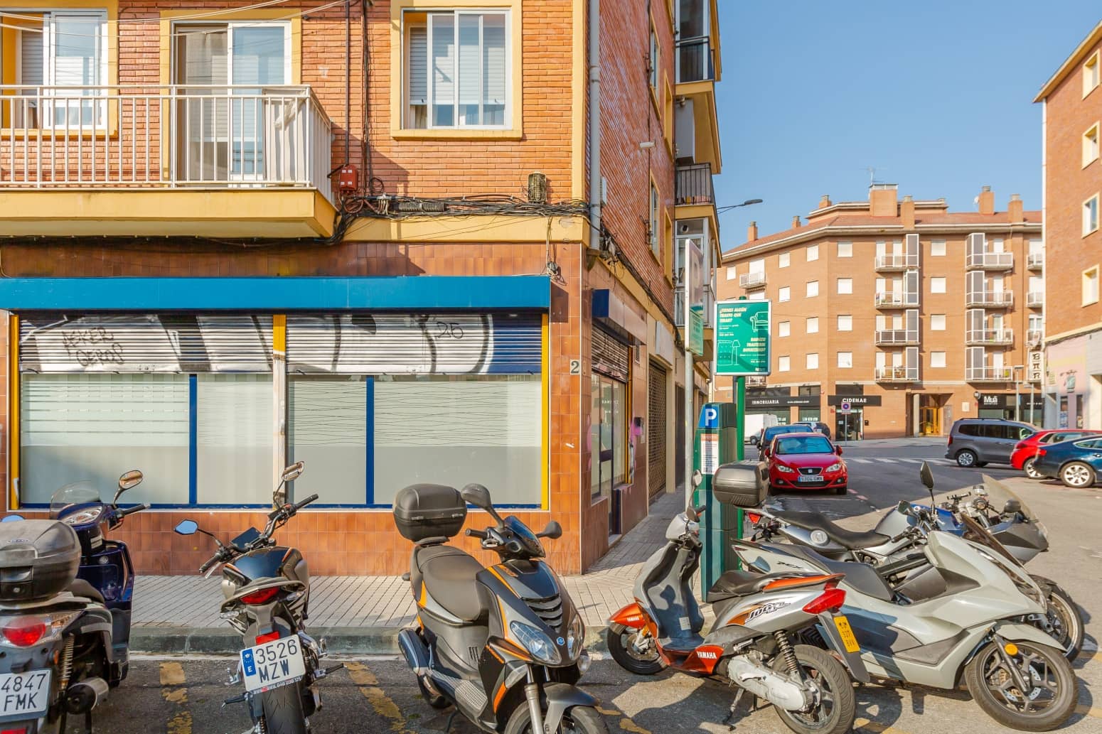 Commercieel te koop in Pamplona - € 64.000 (Ref: 10012949)