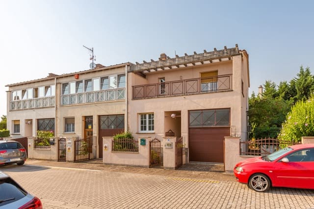 3 bedroom Villa for sale in Zizur Mayor / Zizur Nagusia with garage - € 520,000 (Ref: 10017183)