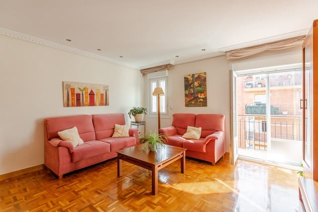 3 bedroom Flat for sale in Pamplona / Iruña - € 215,000 (Ref: 10017184)