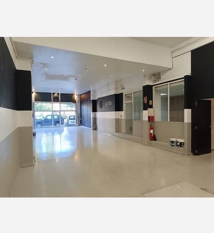 Commercieel te huur in Pamplona - € 1.200 (Ref: 10020307)