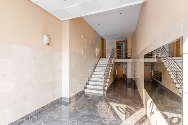 4 makuuhuone Asunto myytävänä paikassa Burlada - 220 000 € (Ref: 10022108)