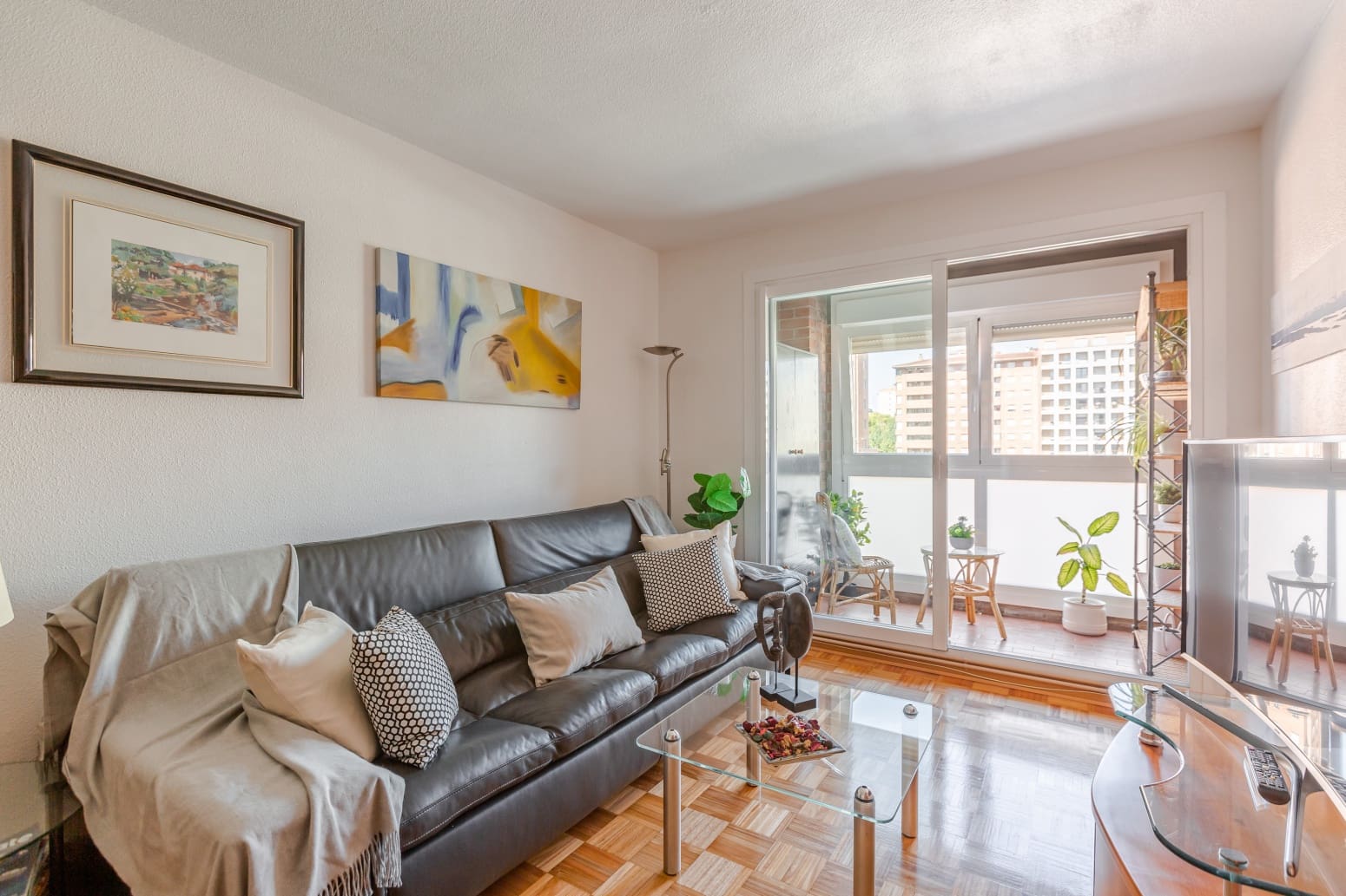 3 sovrum Lägenhet till salu i Pamplona med garage - 345 000 € (Ref: 10023672)