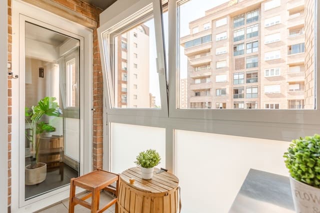 3 sovrum Lägenhet till salu i Pamplona med garage - 345 000 € (Ref: 10023672)