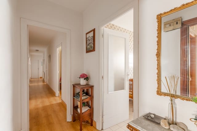 3 sovrum Lägenhet till salu i Pamplona - 215 000 € (Ref: 10026928)