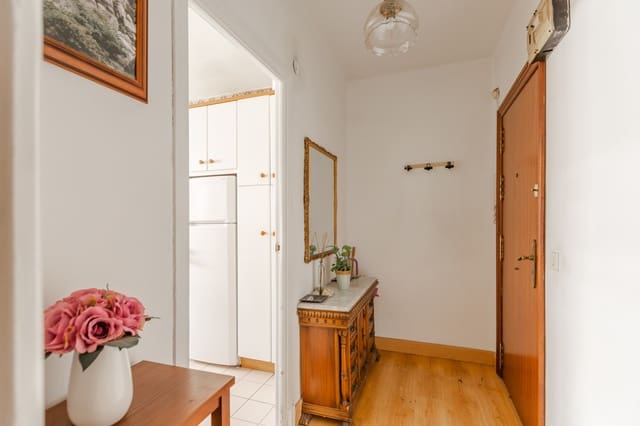 3 sovrum Lägenhet till salu i Pamplona - 215 000 € (Ref: 10026928)