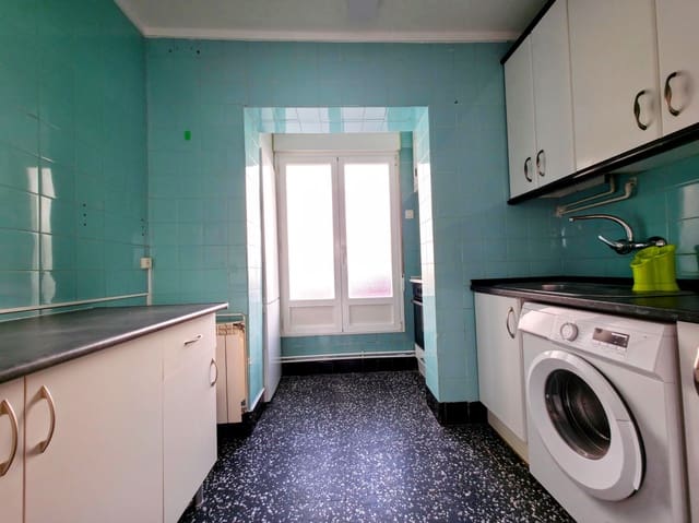 2 sovrum Lägenhet att hyra i Pamplona - 750 € (Ref: 10033541)