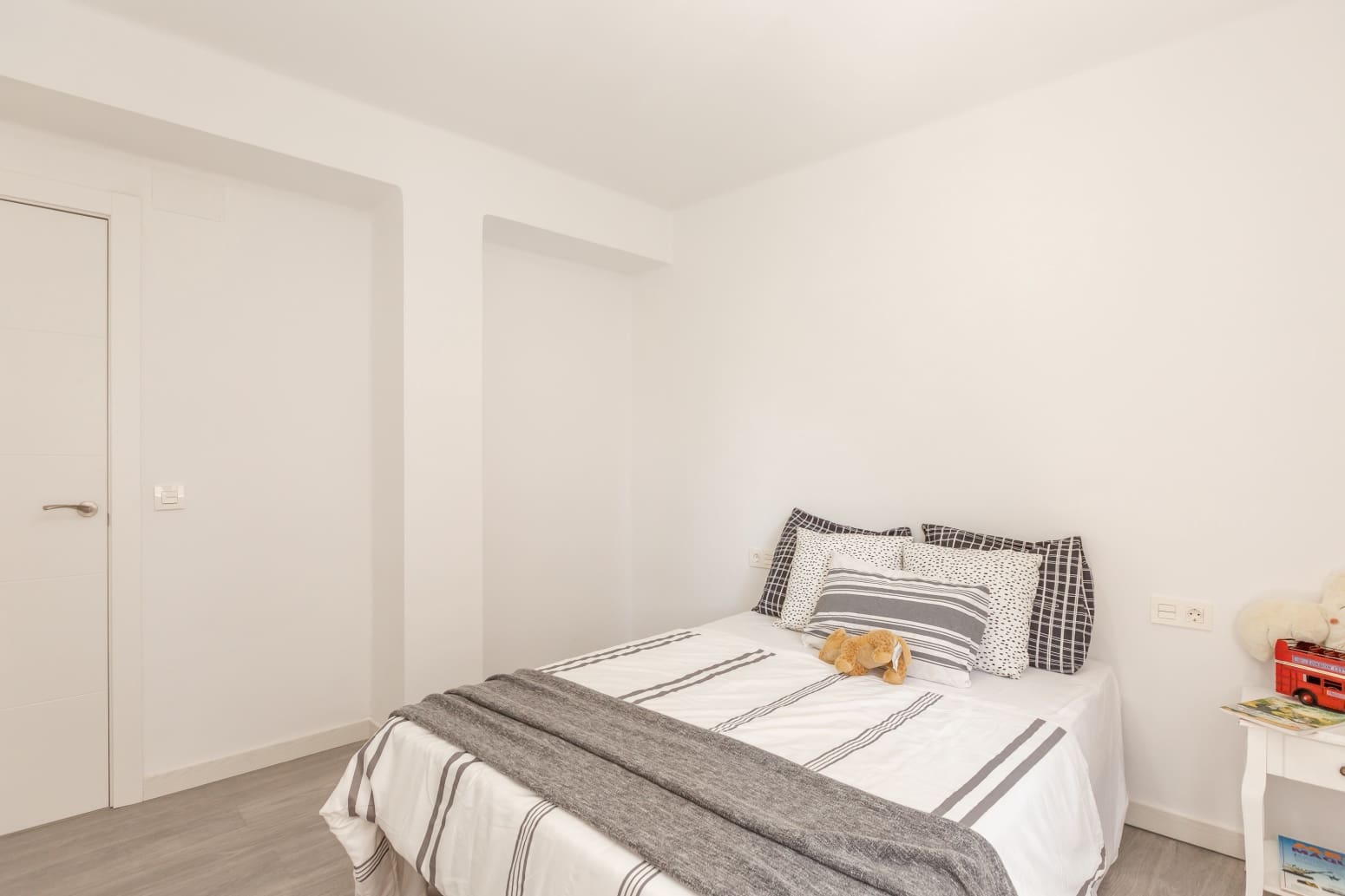 3 soveværelse Lejlighed til salg i Ansoain - € 285.000 (Ref: 10038697)