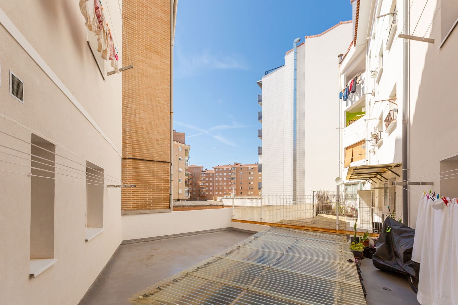3 soveværelse Lejlighed til salg i Ansoain - € 285.000 (Ref: 10038697)