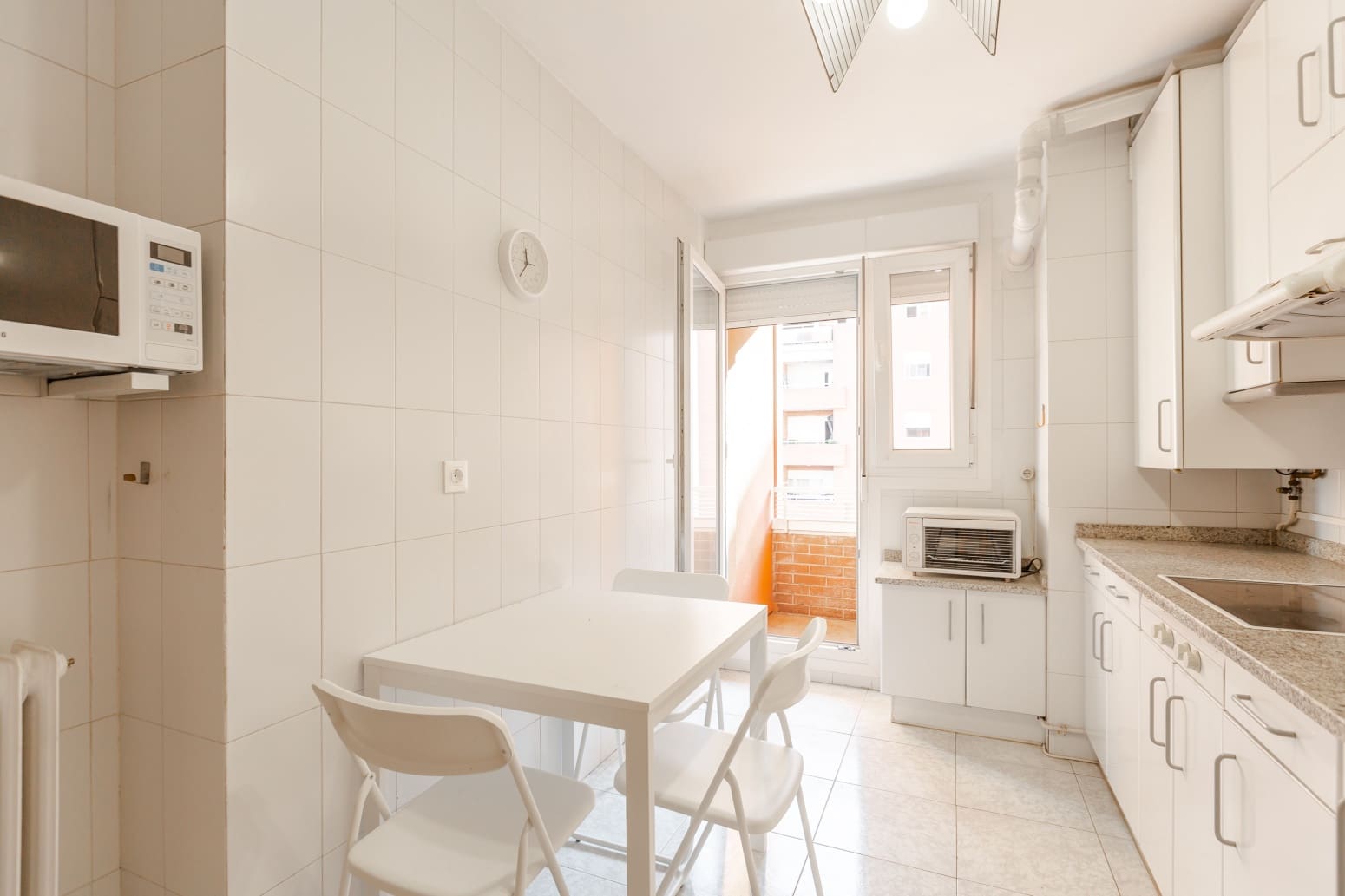Appartement de 2 chambres à louer à Pampelune - 950 € (Ref: 10044631)