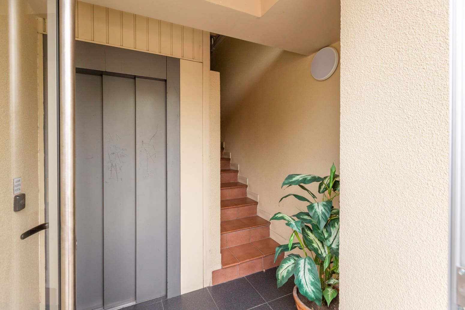 4 bedroom Flat for sale in Pamplona / Iruna - € 339,900 (Ref: 10046989)