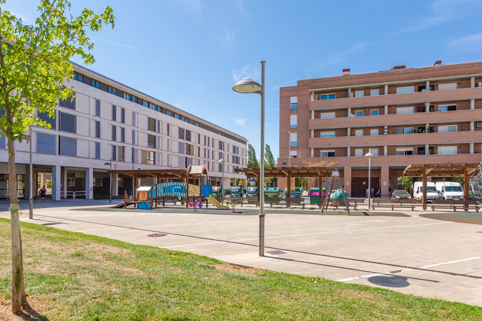 3 bedroom Flat for sale in Berriozar with garage - € 274,900 (Ref: 10046990)