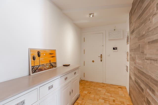 3 soverom Leilighet til salgs i Zizur Mayor / Zizur Nagusia med garasje - € 246 000 (Ref: 10058093)